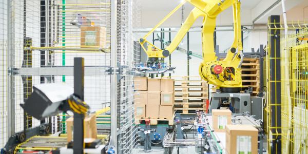 Células Robotizadas els Alamús · Célula Robotizada para Industria Electrónica / Componentes