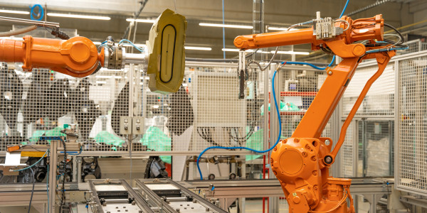 Robots Industriales / Robotización / Cobots Menàrguens · Brazo Robótico Industrial