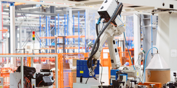 Robots Industriales / Robotización / Cobots Menàrguens · Robot para Recoger y Colocar, Carga y Descarga, Ensamble y Subensamble