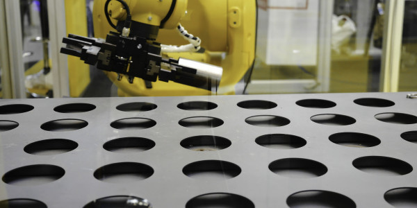 Robots Industriales / Robotización / Cobots Menàrguens · Montajes de Alta Precisión y Alta Velocidad