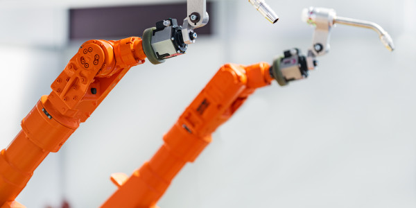 Robots Industriales / Robotización / Cobots Menàrguens · Robot para Manipulación de Chips / Semiconductores, Ensamblaje, Aplicación Adhesivos